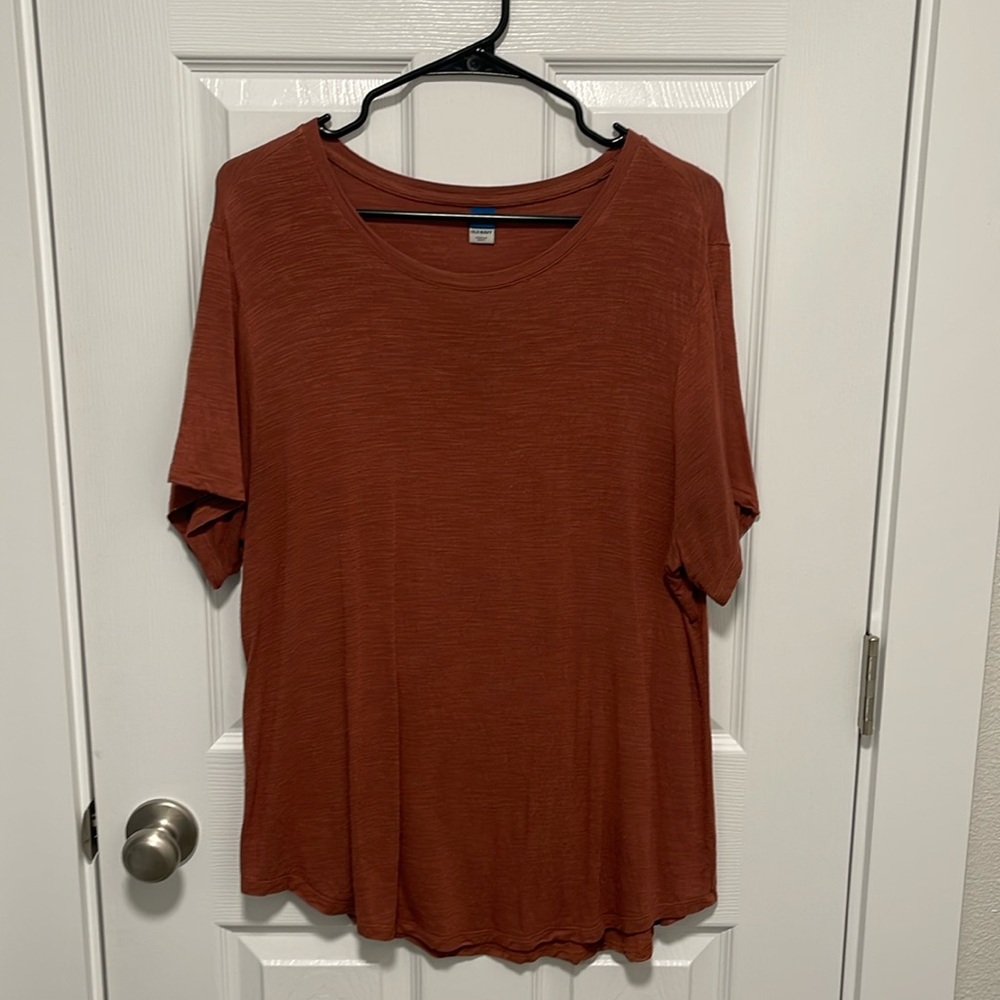 Short sleeve top